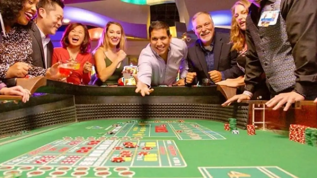 Throwing Craps
